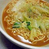 簡単＆シンプル！キャベツたっぷり味噌ラーメン♪